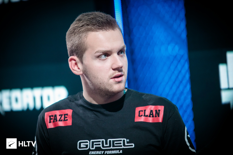 但阵容厚度 但阵容厚度